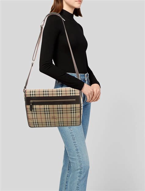 burberry prorsum messenger city bag|Burberry her fragrance.